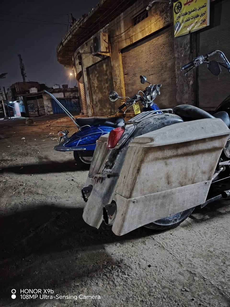 السلام عليكم شباب
عمل جنط +لحايه جوه الجنط+تطواله جاملغ خلفي فايبر
 كلاس هوندا شادو
العنوان بغداد الشيخ عمر الشارع الثاني تقاطع الثاني
للاتصال ***********
