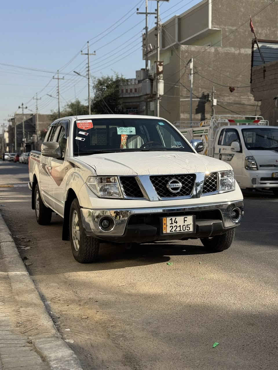 السلام عليكم بيكم نيفاره موديل 2011رقم بصره انكليزي مجدتت باسمي تحويل ثاني يوم سياره بيها بنيد مرشوش باقي كفاله سياره جاهزه ونضيفه اي استفسار اتصل 
***********
