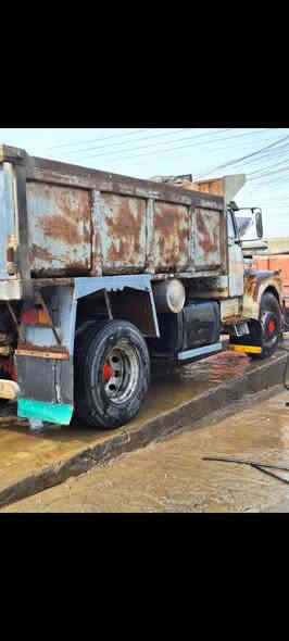 اسكانيه 111 بغداد موديل 81للبيع ***********
