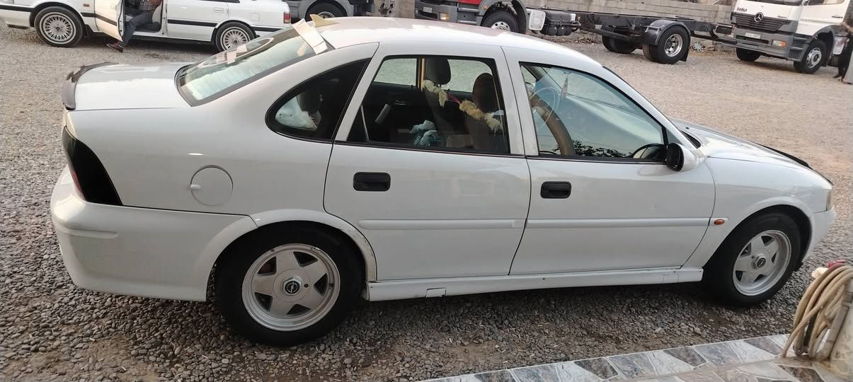 ئۆپڵ فیکترا مۆدیل2000 ئۆتۆماتیک تبرید هیچی پێوەنیە بۆیاغی نیە مکینە18ی کەپس سەنەوی بەسەرچوە 6مانگ***********سعر55گەڵاو معامەلە*********** السليمانية, العراق
