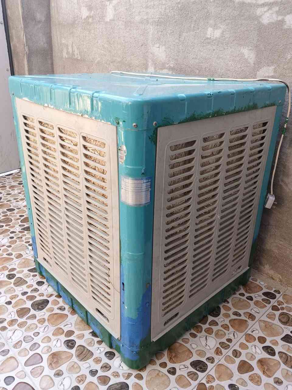 مبرده للبيع السعر 75 
رقم الهاتف***********

