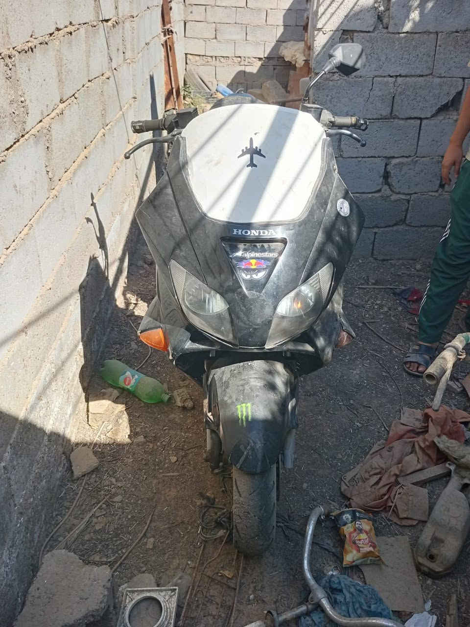 سلام عليكم حبايب دراجه فورزه 06 مكينه خير من لله كهربائيات شغاله اريد اراوسهه بسكنس او ماكس
