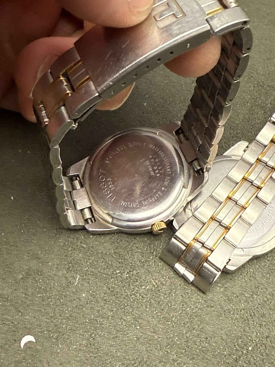 متوفر

تيسوت كوارتز قطعتين
قطر36
زجاج زفير 
نافذه تاريخ
ذهبي وستيل
مستخدم نضافه لاباس

شراي كلمني خاص


**إذا كنت صاحب هذا الإعلان وتريد حذفه لأي سبب، رجاءا أرسل رسالة إلى الدعم الفني**