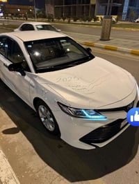 كامري هايبرد • ٢٠١٩ • رقم ذي قار