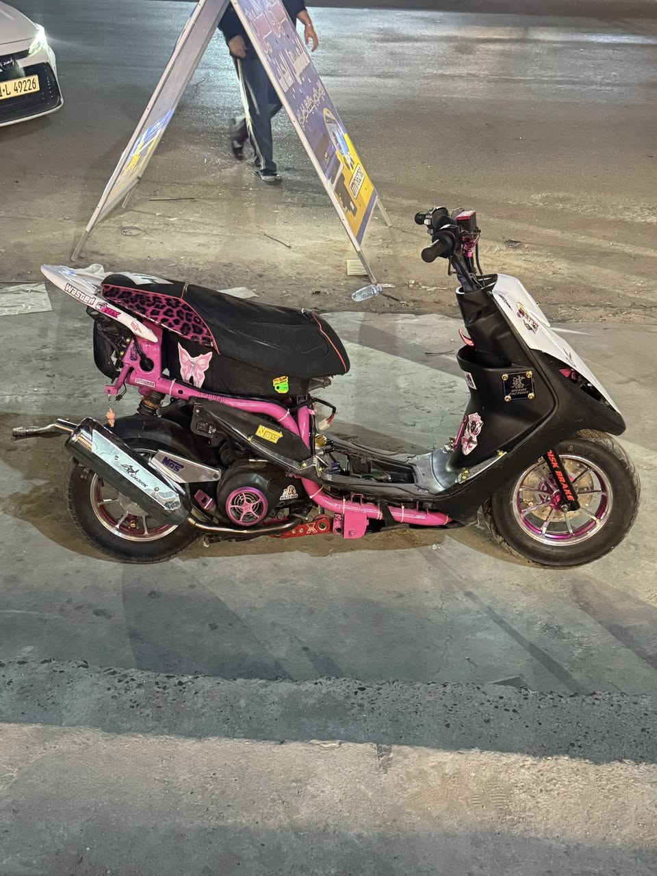 ماكس عدله مال لعب رمضانيه🤩
❗️الدراجه متعوب عليهه مو شراي اعبر المنشور دراجه مناقصه شي نكره سلف بكل وقت دراجه شوفت عينكم بوشه 55 جاهزه من كلشي شلعه معدل شاصي لون وردي صبغ حراري🩷 كلجات جيسو  بيهه دبل خلفي اصلي(مزوعه تزويد)
دراجه تزويد يلي بيهه سعره فوك(400)سعر الدراجه ب  650( بيهه مجال للشراي ) مو شراي لاتراسل مكاني بغداد بياع تقاطع درويش *********** متواجد وتساب و ماسنجر
