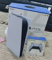 بلي ٥ فات للبيع الجهاز جديد لا مفتوح ولا مصلح شرط كرتونه وجوستك بلادي ...