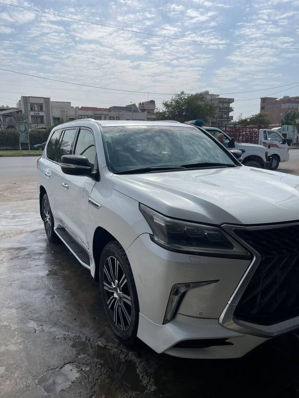 السلام عليكم    لكزز 2019 وارد تحمل جميع مواصفات الخليجية
مكينة 5700

سوبر سبورت

فول الفول مواصفات 

7 راكب 7

بيها 4 قطع صبغ

العنوان بغداد قرب القناة

السعر مناسب جدا.    487 ورقة

الاتصال ***********

***********

واهلا وسهلا بالجميع
