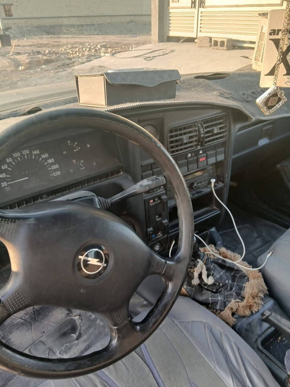 اوميكا موديل 91 رقم بغداد انكليزي  بسمي تخم تاير صدر محرك كير تمام الستفسار الاتصال *********** مكاني فلوجة السعر 37 مكفوله من الضربه
