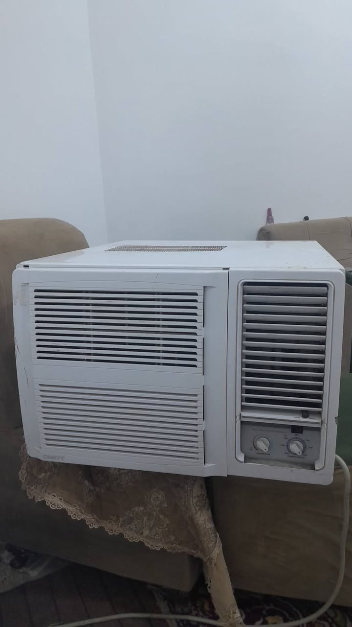 مكيف للبيع
مكيف للبيع
استعمال موسم واحد مابي عطل ولا داخل تصليح 
طنيين وثلث يشتغل تدفئة وتبريد السعر 325 الف وبي مجال مكان الشعلة 
للاستفسار ***********
