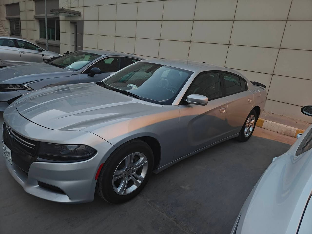 جارجر موديل 2022 أصل 
رقم بغداد ألماني 89111 بأسمي 
مواصفات SXT 3600

كاميرا خلفيه شاشه كبيره 
تحكم ستيرن تبرد ثلج 
بصمه ابواب تشغيل عن بعد
كير مكينه كفاله ... ضرر تبديل بنيد صور الضرر موجوده 
مكان السيارة ذي قار . ناصرية مركز .الشموخ 
سعر 225 
أي استفسار خاص مفتوح


**إذا كنت صاحب هذا الإعلان وتريد حذفه لأي سبب، رجاءا أرسل رسالة إلى الدعم الفني**