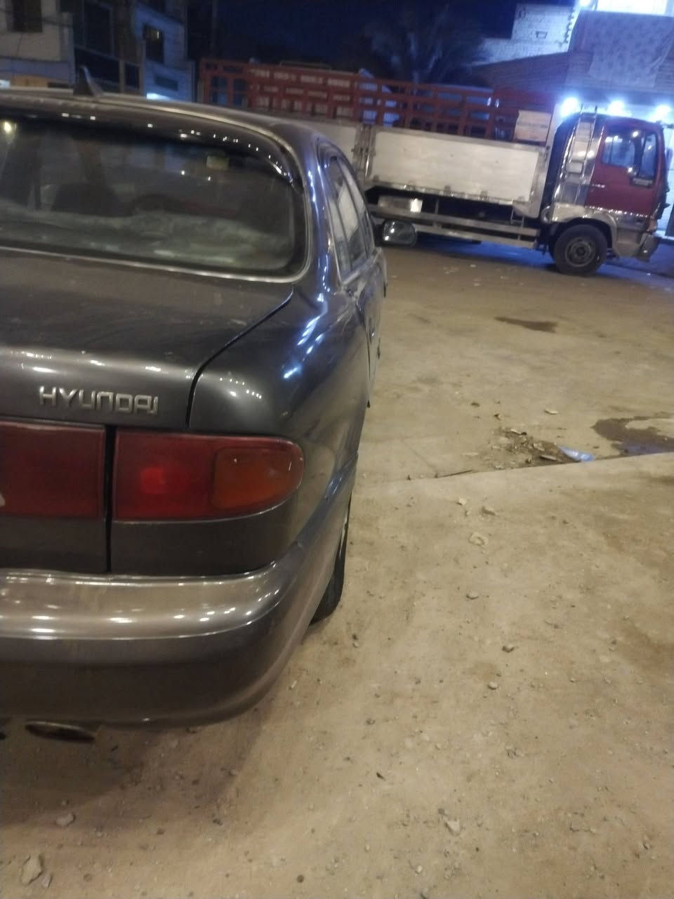 السلام عليكم سوناته كير ومحرك جدد صدر جديد كير اوتو تايراته 70بل ميه كشره حلو احله من الصور سعره 43وبيه مجال مكان السياره ديالئ بلدروز الاستفسار عله الرقم *********** كشناته خير من الله دشبوله جديد
