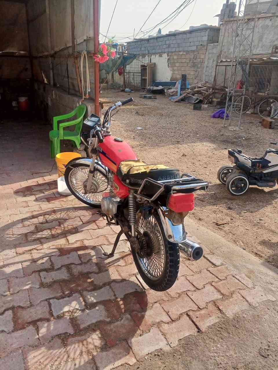 سلام عليكم دراجه نامه مديل 2022بس عل بصمه تستلم رقم مكمل معامله( دراجه عوزه بس كشن فقط) مكاني حيانيه اول لاين وانابخدمت شراي***********
