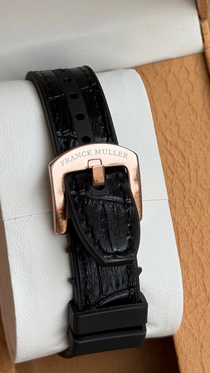 ساعه فرانك مولر


**إذا كنت صاحب هذا الإعلان وتريد حذفه لأي سبب، رجاءا أرسل رسالة إلى الدعم الفني**