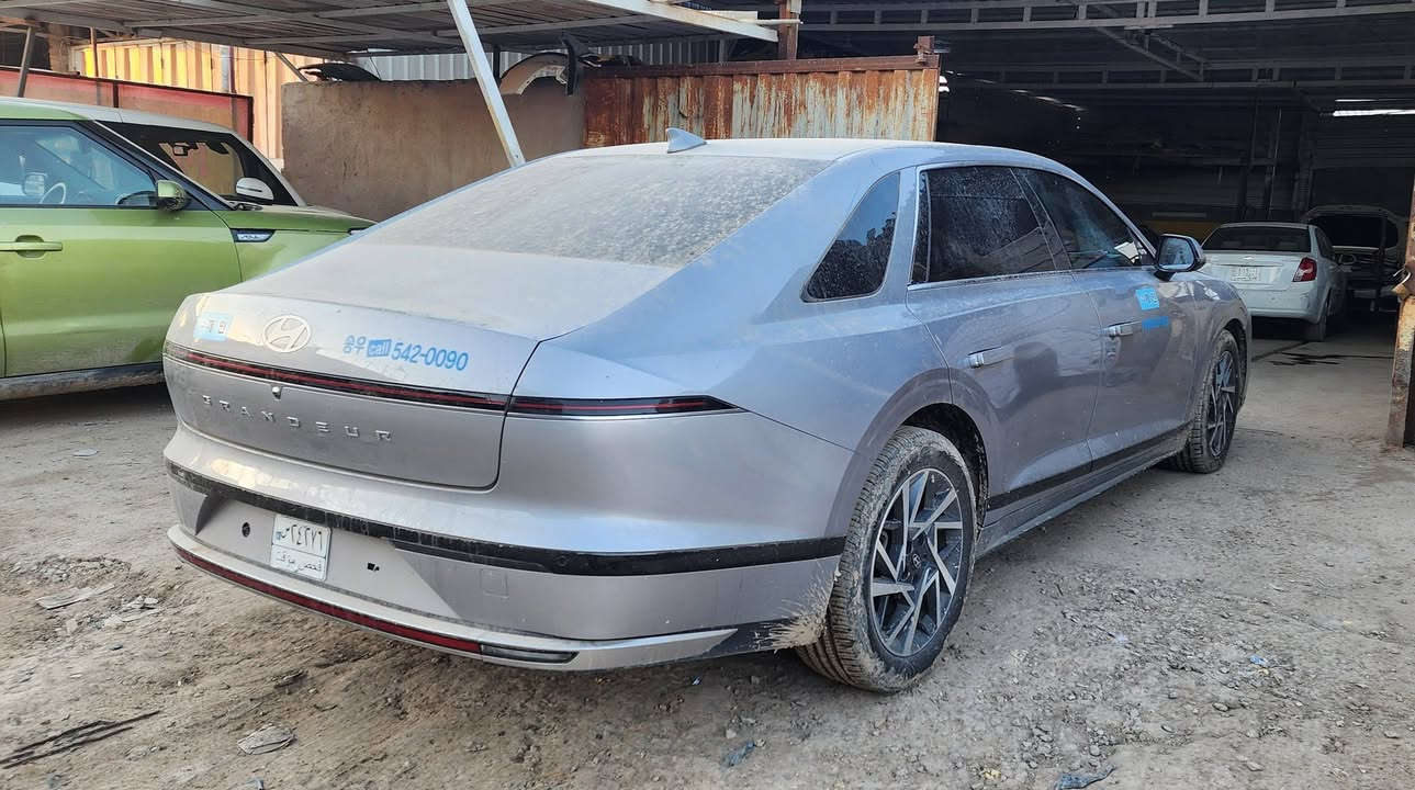 من رخصة الادمن ازيرا كفالة دخول قبل يومين ٦ سلندر السعر ٢٢٧ بدون عملة للاتصال ***********
