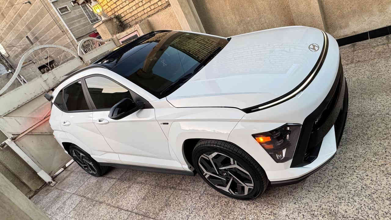 كونا  N  لاين  شكل الجديد  موديل 24  ماشية 11 ميل   ( فول موصفات 1/1 )  رقم بغداد حادثها بسيط جدا دعاميه فقط تم تبديلها نفس اللون باقي السياره  (بدون صبغ  بدون تبديل) صور الحادث مرفقة محرك  1600   تيربو  السياره جديده وما بيها نقصص
السعر  198$  وبيها مجال بسيط جدآ ( رقم بغداد) 
مكاني بغداد الكرخ حي العامل ***********
