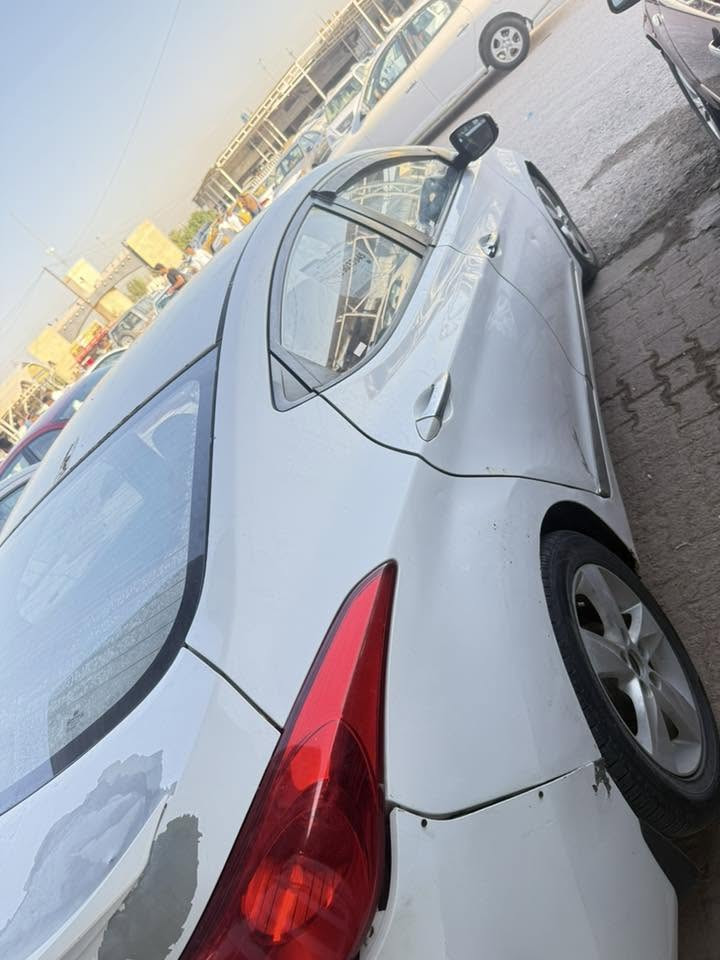 النترا 2014
خليجي 1600 مكفول كير ومحرك 
سياره جاهزه تبريد وتايرات 
طخات بسيطه بيهه 
رقم اربيل 
مستعجل عل بيع 
السعر 88 مع مجال بسيط 
مكاني النجف 
الرقم بيه واتساب وتصال 
***********
