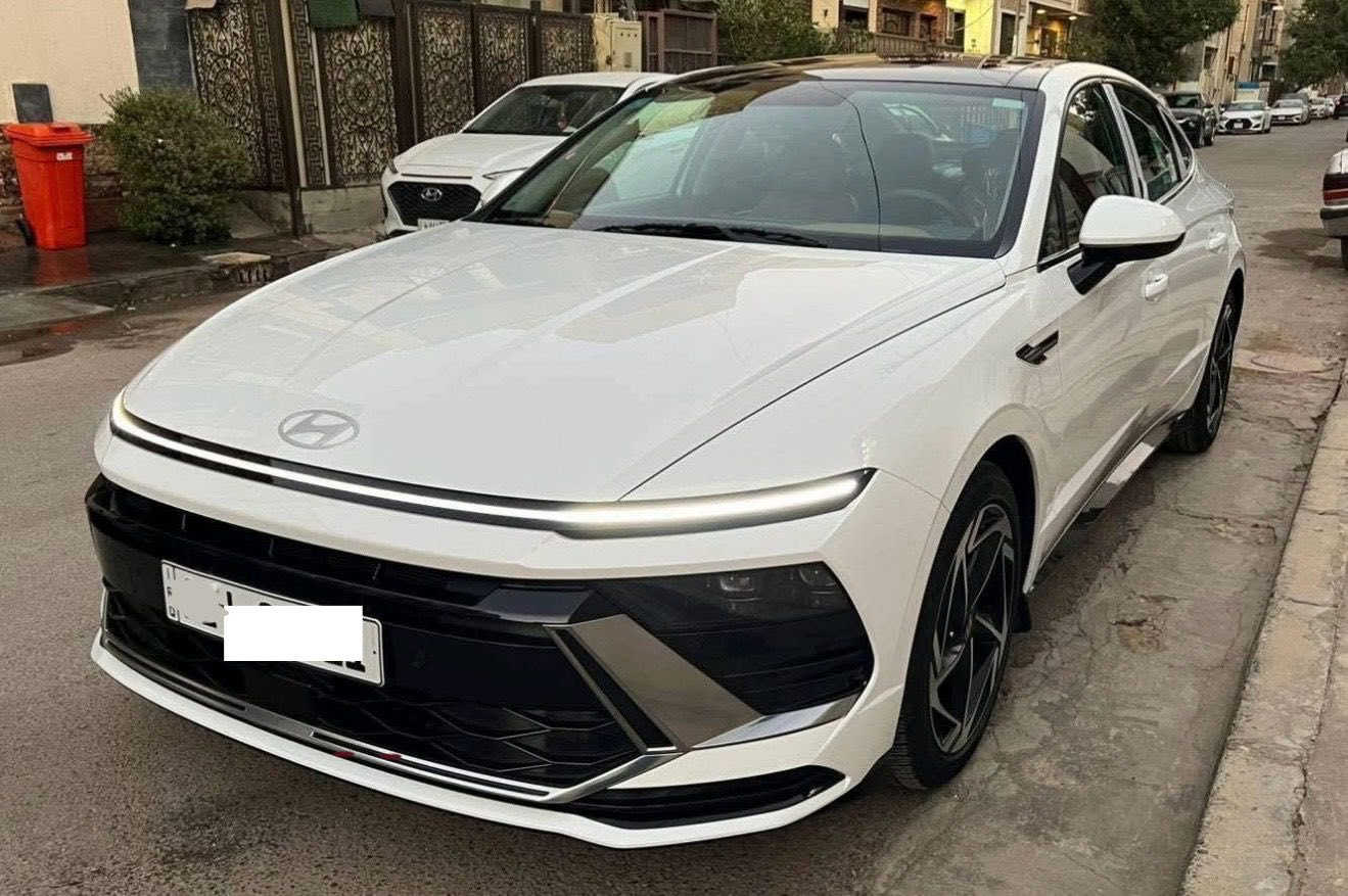 السلام عليكم
للبيع سوناتا 2024 مطلوبة للمصرف نظام مقترض وكفيل موظفين بالصحة من نفس البيت
فول مواصفات 1/1 هايبرد
ماشية20 الف
السيارة بوضع الشركة حالها حال الزيرو اي نقص او عيب مابيها مكفولة من جميع النواحي
السعر 205 وبيه مجال 
مكان السيارة البصرة

***********
