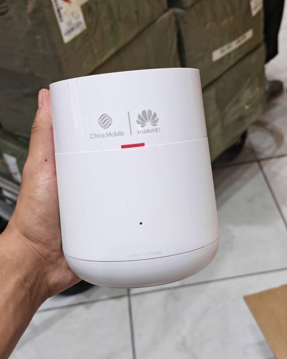 عرض خاص 
📡 Huawei K662 WiFi 6 ONT – AX3000 📡
جيبون أصلي (Jibon)
مستخدم نظافة 90%
💥 مودم فايبر + راوتر WiFi 6 بجهاز واحد – سرعة وثبات عالي
📌 المواصفات: ✅ يدعم WiFi 6 (802.11ax) Dual Band 2.4G / 5G
✅ سرعة AX3000 (574Mbps + 2402Mbps)
✅ تقنية 2×2 MIMO لثبات أقوى
✅ 2 أو 4 منافذ LAN Gigabit (حسب الموديل)
✅ منفذ فايبر PON (SC/APC)
✅ يعمل كنظام ONT + Router + Access Point
✅ استهلاك طاقة منخفض
✅ نسخة جيبون (Jibon) أصلية
💡 المميزات: ✔ يشغل إنترنت الفايبر مباشرة (FTTH)
✔ مناسب للبث 4K والألعاب
✔ يشغل عدة أجهزة بنفس الوقت
✔ تغطية قوية وثبات عالي
✔ يعمل على أغلب مشاريع الفايبر الوطني (حسب توافق مزود الخدمة)
⚡ سرعة عالية – تغطية قوية – أداء احترافي
📩 للاستفسار مراسلة الصفحة
🚚 يتوفر توصيل لكل المحافظات
سعر الجمله 26 الف


**إذا كنت صاحب هذا الإعلان وتريد حذفه لأي سبب، رجاءا أرسل رسالة إلى الدعم الفني**