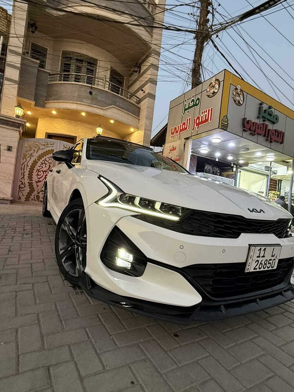 فئه EX.  k5 2023
خليجيه فول جديدة
ماشية 33. الف ميل  
رقم بغداد دولي  تحويل مباشر سنوية وهزة جدد
ضمان شركة دوليه 
عليهه كت شنايزر لحية وسبايدر
المواصفات
انارة ترحيب
كاربلي + اندرويد اوتو
بصمه ٢
كشن خزن وترحيب 
سستم صوت 7 سماعات
فتحة سقف بانوراما
دخول ذكي بصمة + تشغيل عن بعد شاشة اصلية + كاميرا دواره
حساسات امامي خلفي
ماسحات وانارة اوتو
صندوق ذكي عند الاقتراب يفتح
المصابيح الامامية زنون 4 عدسات
بلوجكتر لد
لد ضبابي + LED المصابيح الخلفية
مقاعد بعدها بالنايلون
داخل ابيض
ويلكب 5
كشنات جلد
كرسي كهرباء

كروز سرعة
فول تحكم ستيرن
درايف مود ٥ وضعيات
مري كهرباء + شفط
تبريد قطعتين
هاند بريك كهربائي
اوتو هولد
تبريد لمس + ميموري
مناخ منفصل
انارة داخلية LED
تغليف بجم ppf 
ملاحضه :
بيها بارد بسيط كلش بل جاملغ خلفي وباقي كفاله عامه
عنوان بغداد
هاتف 
***********

السعر/22800$ وبيها مجال 
معجبك المنشور صلي عل نبي وعبره  واسف عل أطاله
