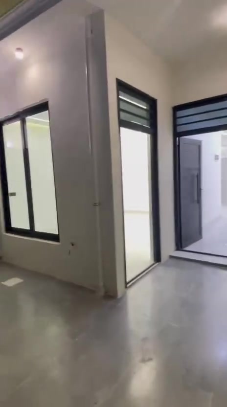 دارلبيع ١٢٠متر فول مواصفات سقف مغربي فول كاشي كركوك دروازة على طريق سليمانيه يم جامع خديجة كوبرى موبايل ***********كورك*********** البيت جديد صفرمامسكون بيه البيت بيه غرفتين نوم استقبال مطبخ صحيات كراجي مطبخ حار هول دكت مركزي
