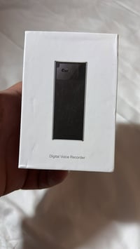 مسجل صوت رقمي • ٦٤ جيجابايت • تسجيل عند الصوت