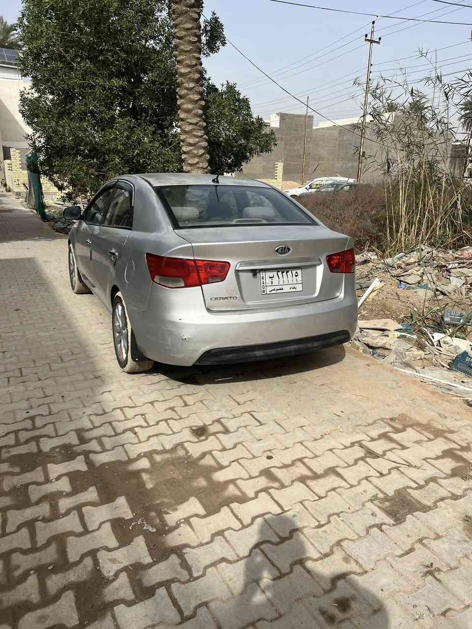 السلام عليكم سيراتو موديل ٢٠١٠ مكفوله من ضربه ول صبغ بيه بس بارد مكينه كير مكفول بيه لتبريد منقص غاز ول دبلات لخلفيه يرادلهن تبديل  سعر ٩٥ مكان بغداد الدوره ***********
