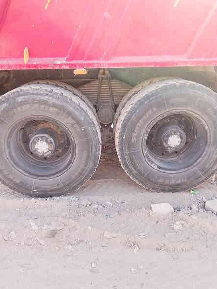 السلام عليكم فالفو شيطان مكفول من كلشي موديل 2003مكاني كوت الشراي يتصل ***********
