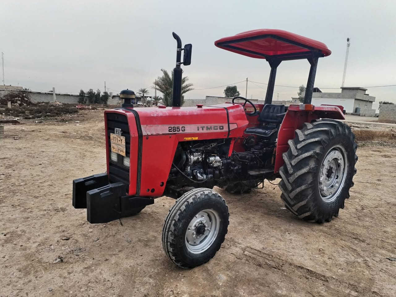 لسلام عليكم
تركتر ايراني 
موديل(2013)
 رقم سليمانيه
تريد وكاله تريد تحويل السعر 78 وبيها مجال
الاتصال ***********
