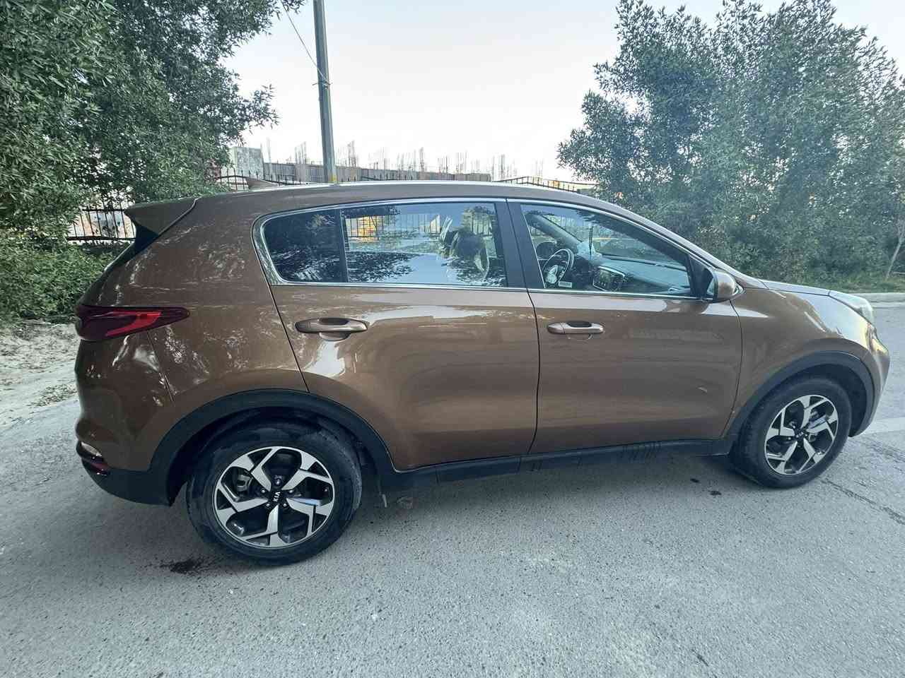 السلام عليكم اسبورتج 2021 للبيع مواصفات مبينة بالصوة بدون ضرر تروح تفحص وتاخذ السعر 175 قفل (***********) مراسلة وات ساب  وشكرا
