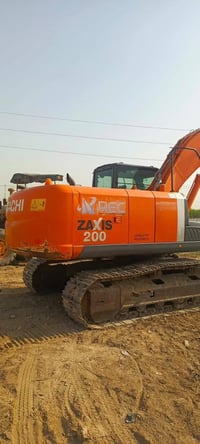 وبركاته ، Z3 للبيع موديل 14 شاصي 225 كفاله عامه مسجله نفس موديلها رقمه...