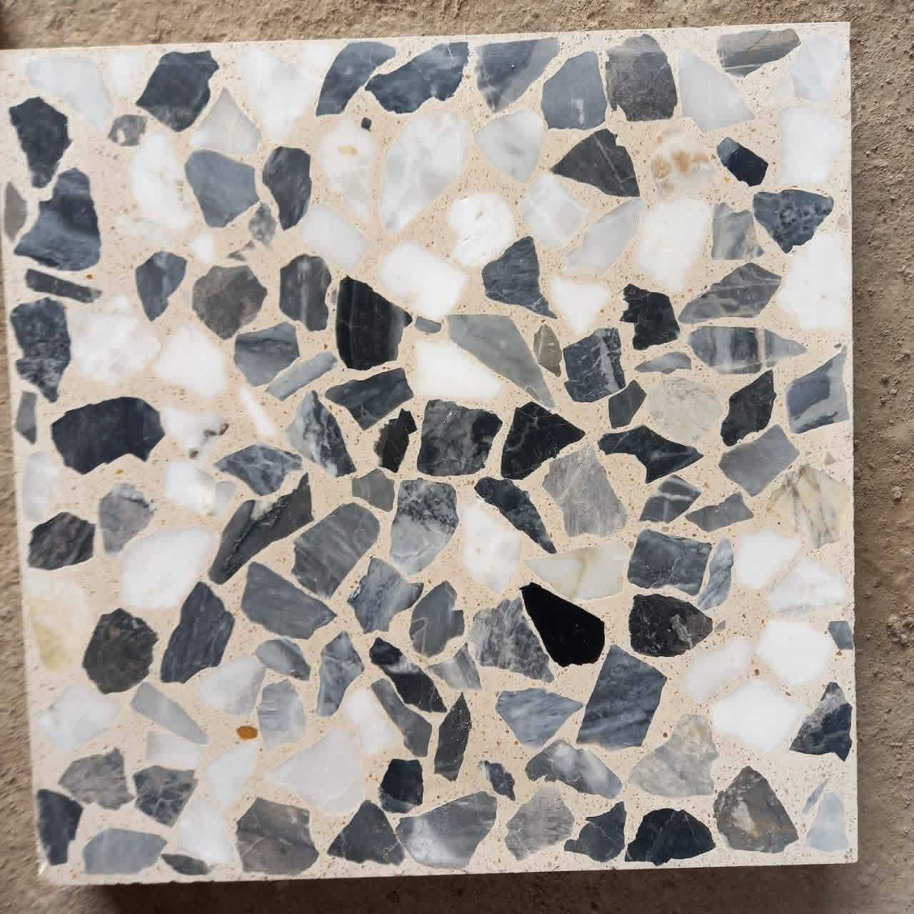 كاشي عراقي شغل النجف شغل درجه اولى عالي الجوده ضمان الجوده سمنت ابيض واسود درجه اولى شرط ضمان حي الحرفين خلف البانزين اي ستفسار خاص او وتساب *********** النجف, العراق
