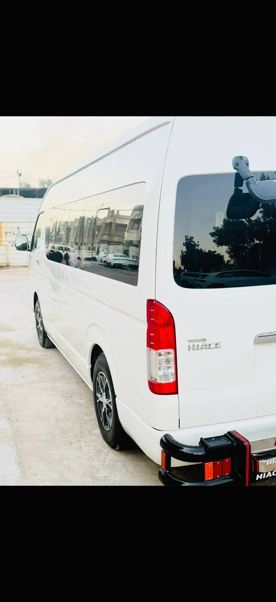 موديل 24 كاز
سنويه بسمي  مكانها بغداد 
ماشيه 52  السعر 380بيع فقط بدون ال مراوس 
***********
