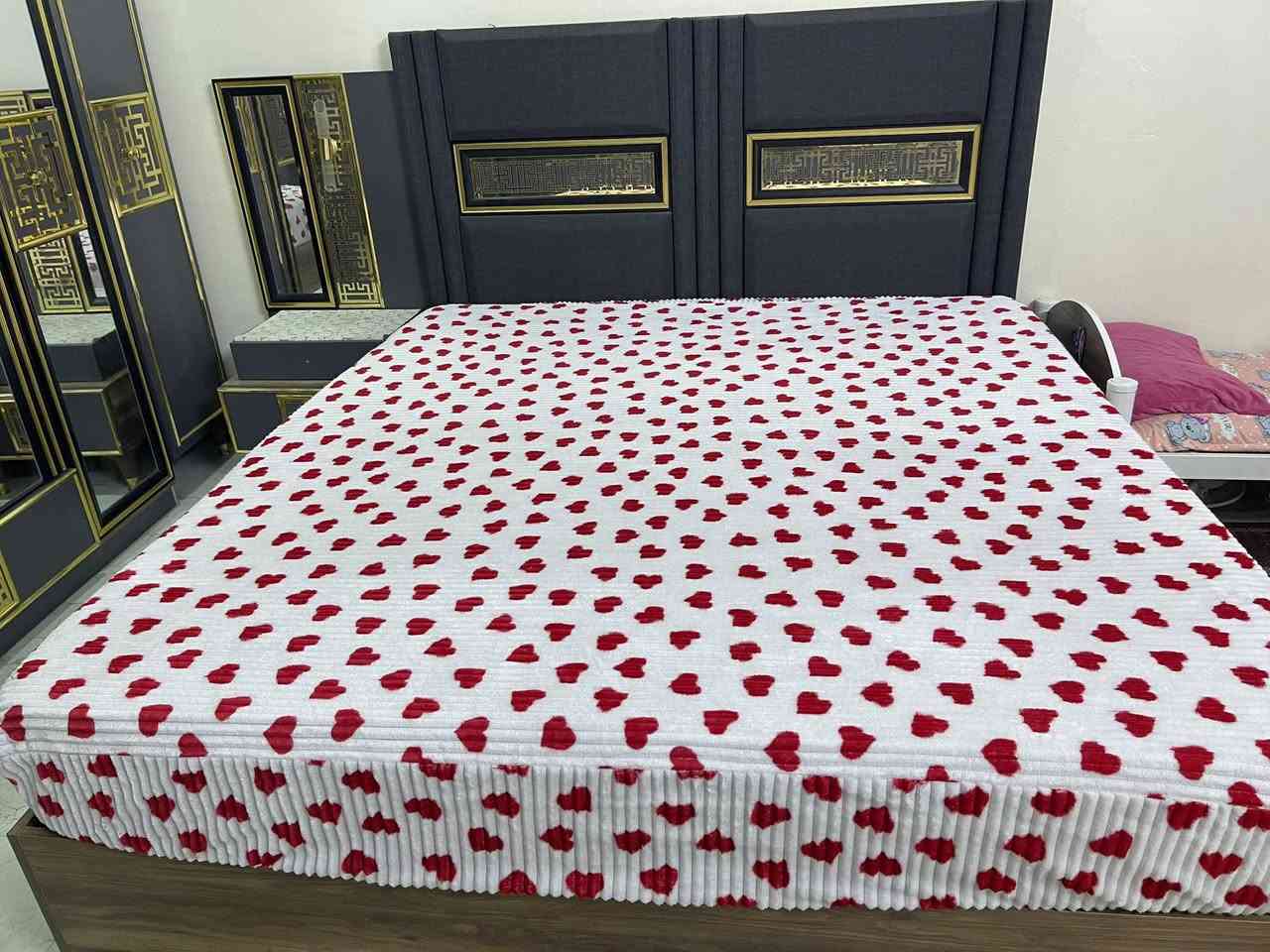 غرفه نوم تركي اصلي  عشر قطع عل شد الشركه كنتور 8 بوب
***********
