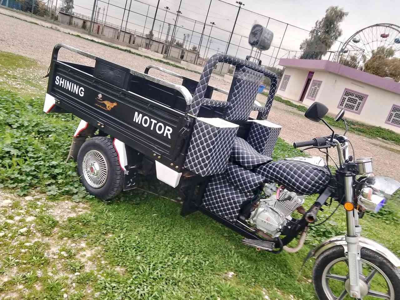 السلام عليكم ستوته للبيع اي  عيب ما بيه كهربائيات شغاله  ركبه شرط محرك شرط موديل2021 السعر مليون و 300 وبي مجال بسيط عنواني كركوك  اخوان عالخاص ما اجاوب .وهذا رقمي***********
