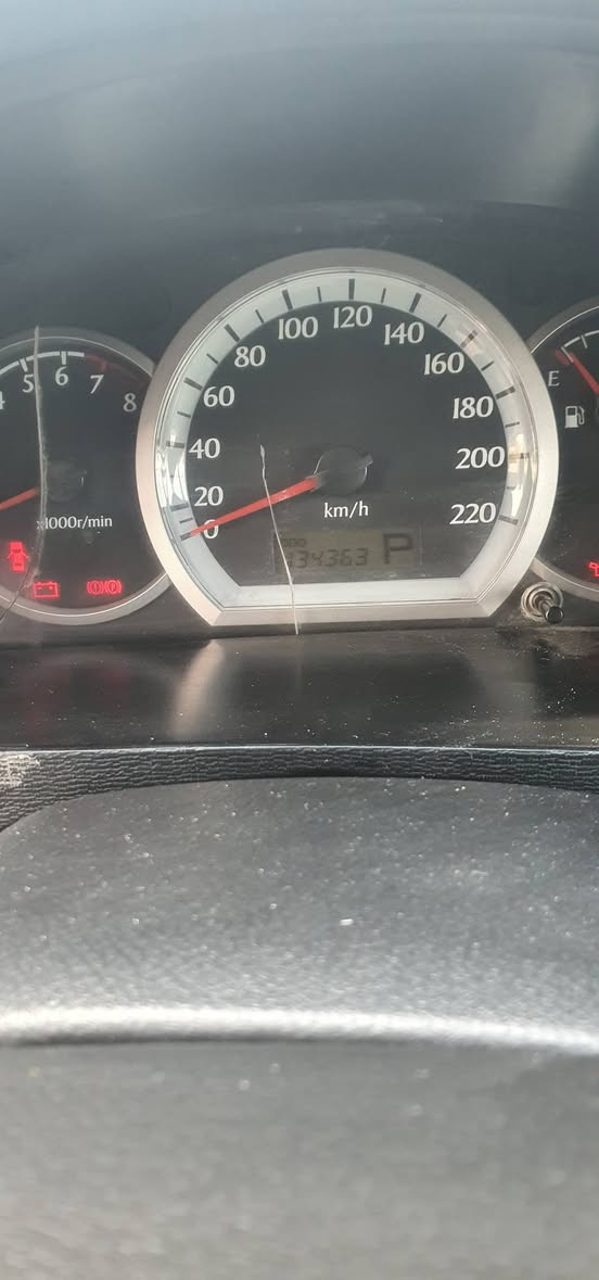 السلام عليكم اوبترا موديل ٢٠١٢ مكفوله من الضربه  ماشيه ١٣٤ كامله ربع متصرف عليه ب ٨٨ و بيه مجال مكانه بغداد قرب جسر حي تونس *********** بي واتساب
