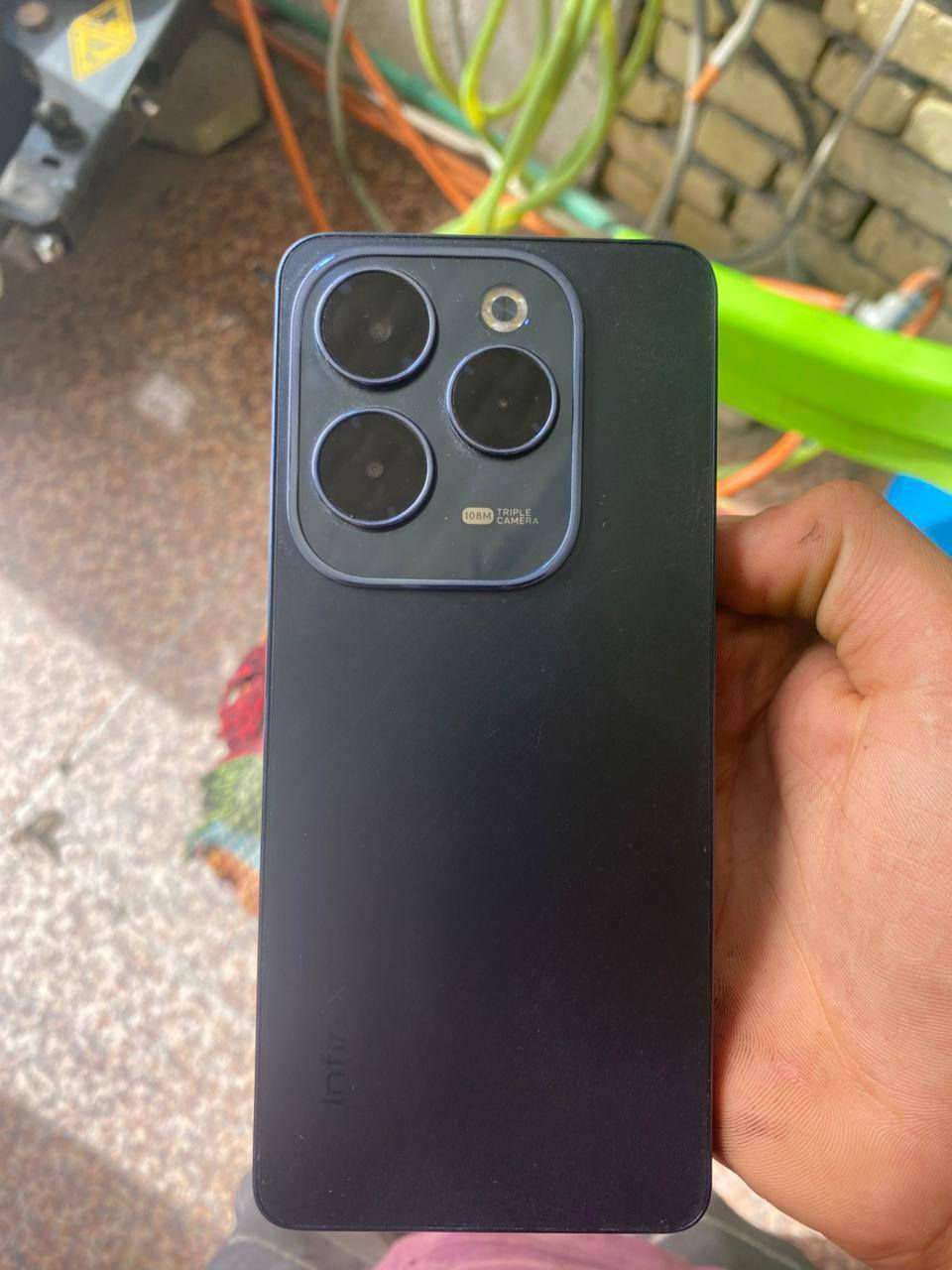 مبايل انفنكس هوت 40برو استعمال قليل العنوان الناصريه المركز باقي التفاصيل تجي خاص او  تتصل على هذا الرقم 
‏‪***********‬‏
