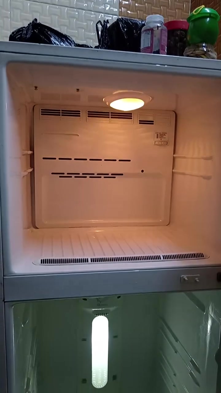 ثلاجه للبيع نوع (LG) 18قدم نضيفه سعرها (140)الف


**إذا كنت صاحب هذا الإعلان وتريد حذفه لأي سبب، رجاءا أرسل رسالة إلى الدعم الفني**