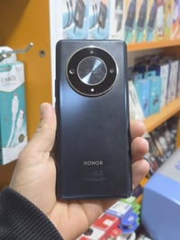 اجهزة مستخدمة • ذاكرة 128 و256 • سوق المفرق