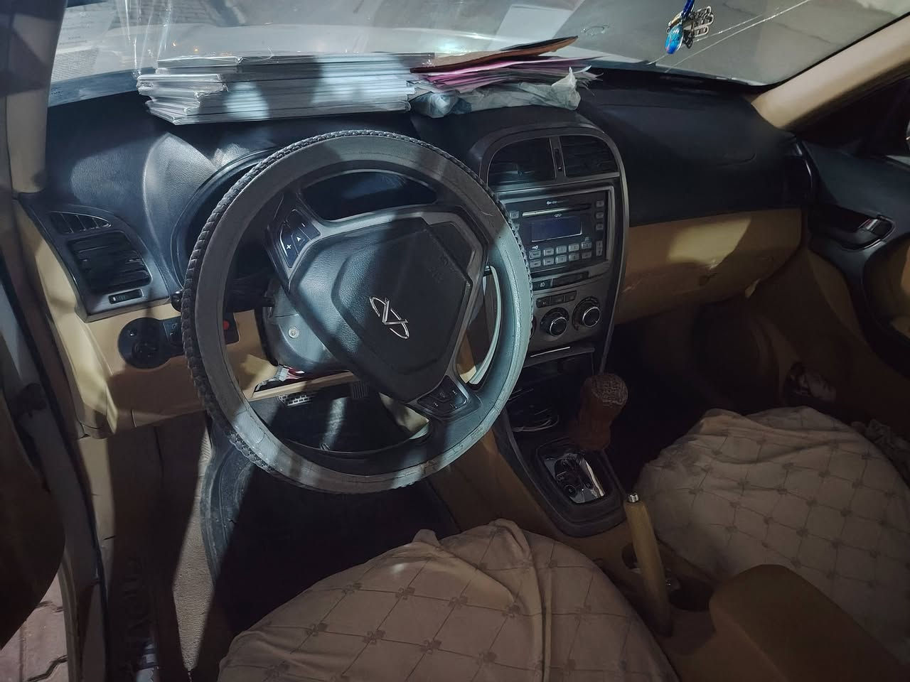 السلام عليكم
تيگو مُديل 2012 شكل 2013
1-فتحه سقف
2- گير اوتو (كهربائي) 
3- مري شفط 
4-رقم نجف انگليزي بأسمي 
مكاني نجف / السعر 55 قابل للتفاوض 
***********
