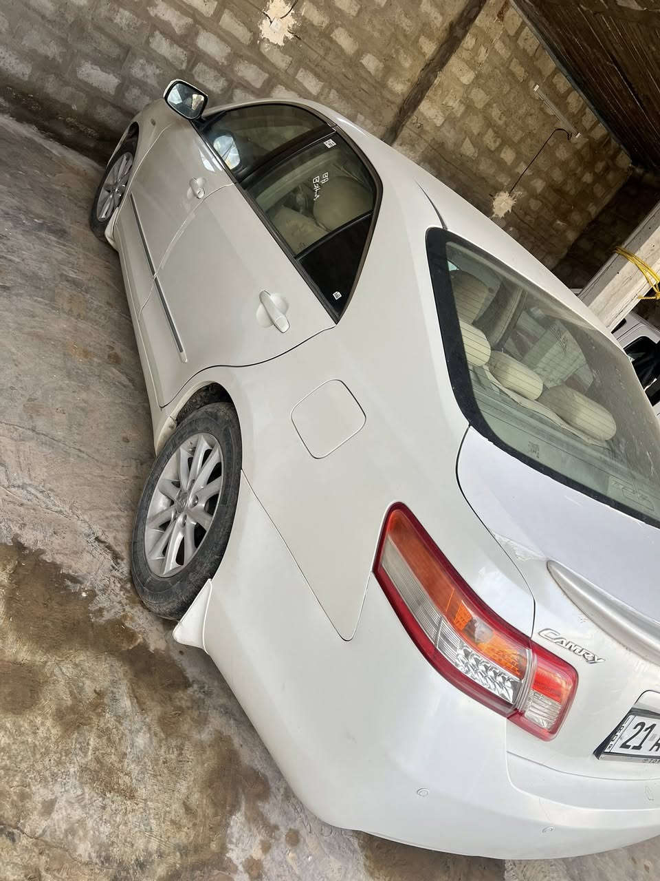 كامرى 211GL 
سپی سەدەف رقم سلیمانی ماشاللە مالی دۆستە 
تازە سیرفزکراوە دینار مسروڤی تیانییە
٤تایی لۆک 
کارت بەنزینی هە یە 
بەناو خۆمانە وە یە 
١٧0کیلۆمتر ڕۆشتووە
سۆنە ریم داناوە 
سعر:١٤٥ورقەو مجالیکی برایانە 
***********
