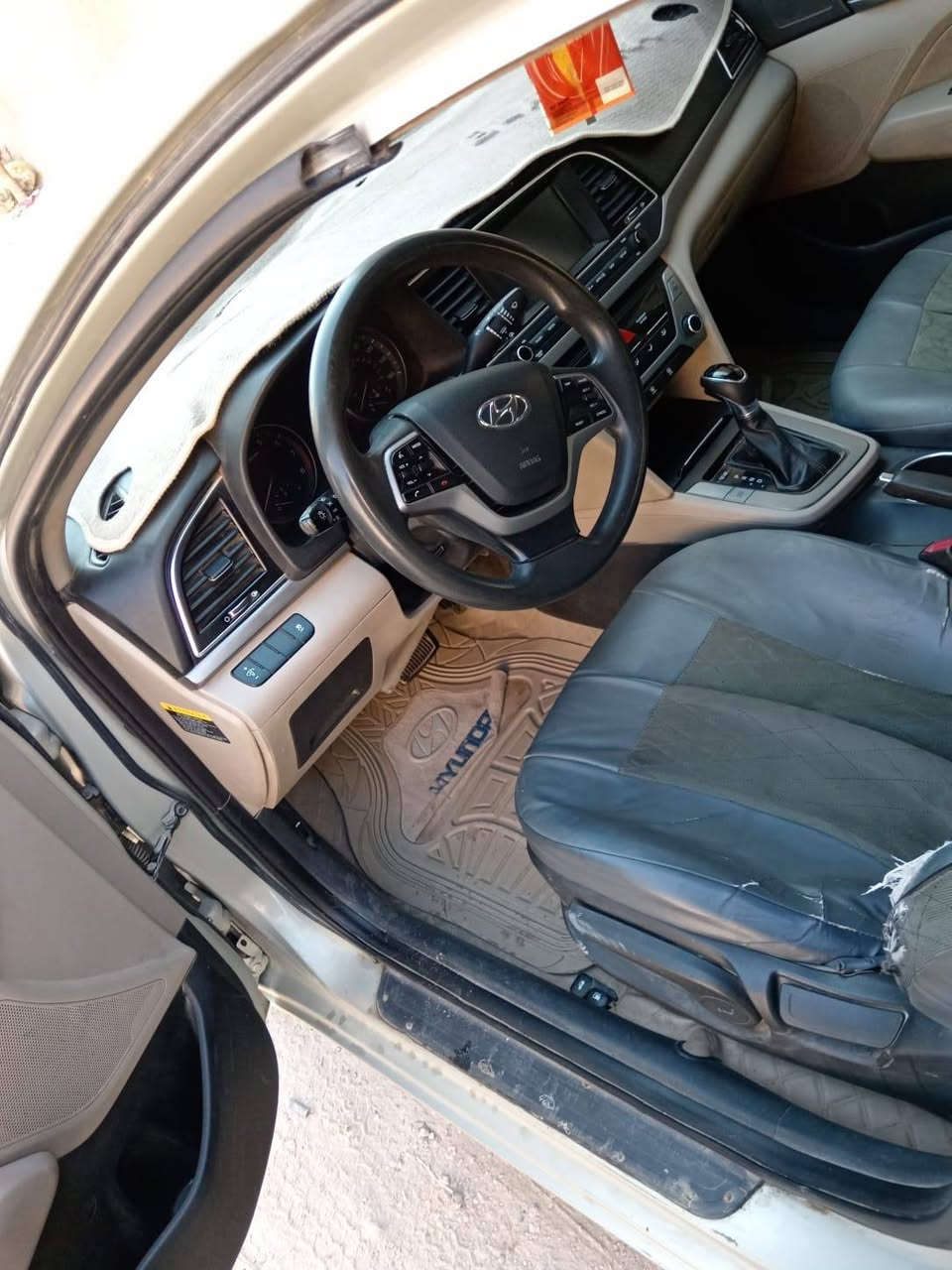 السلام عليكم /النترا 2017 وارد امريكي ماشيه 74 الف ميل تبديل بنيد فقط مكينه كير تدفئه تبريد كفاله 
كربلاء الهنديه 
للاستفسار اكثر الاتصال 
***********
