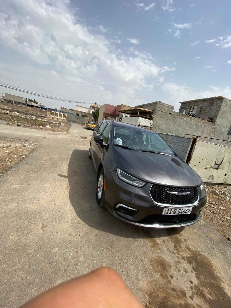 الضرر بسيط بنيد ودعامية فقط الباقي كفالة

الرقم :بغداد 
ماشيه 78 الف كيلو متر 
 المواصفات فول الفول بنواما 
* ﻿﻿كرايسلر باسفيكا لون سلفري موديل 2023
* رادار امامي
* محرك 6 سلندر 3600
* ﻿﻿رادار امامي تفاعلي متعدد الاستخدام
* ﻿﻿لايتات زينون عالي وناصي مع حاجب LED مع كشافات دعامية زينون
* ﻿﻿حساسات خلفي اصل
* ﻿﻿حساسات الاجتياز الجانبية
* ﻿﻿كشافات دعامية اصل
* ﻿﻿بصمة باب وبصمة تشغيل وتشغيل عن بعد
* ﻿﻿كشن ذاكرة (خزن ميموري) لكرسي السائق
* ﻿﻿طقم ويل حجم 18 مع طقم تاير بحالة ممتازة
* ﻿﻿كاميرا خلفية 
* ﻿﻿باب جنطة كهربائي شفط
* ﻿﻿ابواب جانبية كهربائية مع بردات اصلية
* ﻿﻿غرفة السيارة جلد اسود 
* ﻿﻿شاشة دشبول كبيرة لمجموعة من الايعازات ابل كار بلاي على بلوتوث
* ﻿﻿السيارة 7 راكب مع 3 قطع تبريد
مكان السيارة ديالى بعقوبة
السعر: 220 ورقة وبيهة مجال بسيط
 للتواصل والاستفسار :  ‭***********
