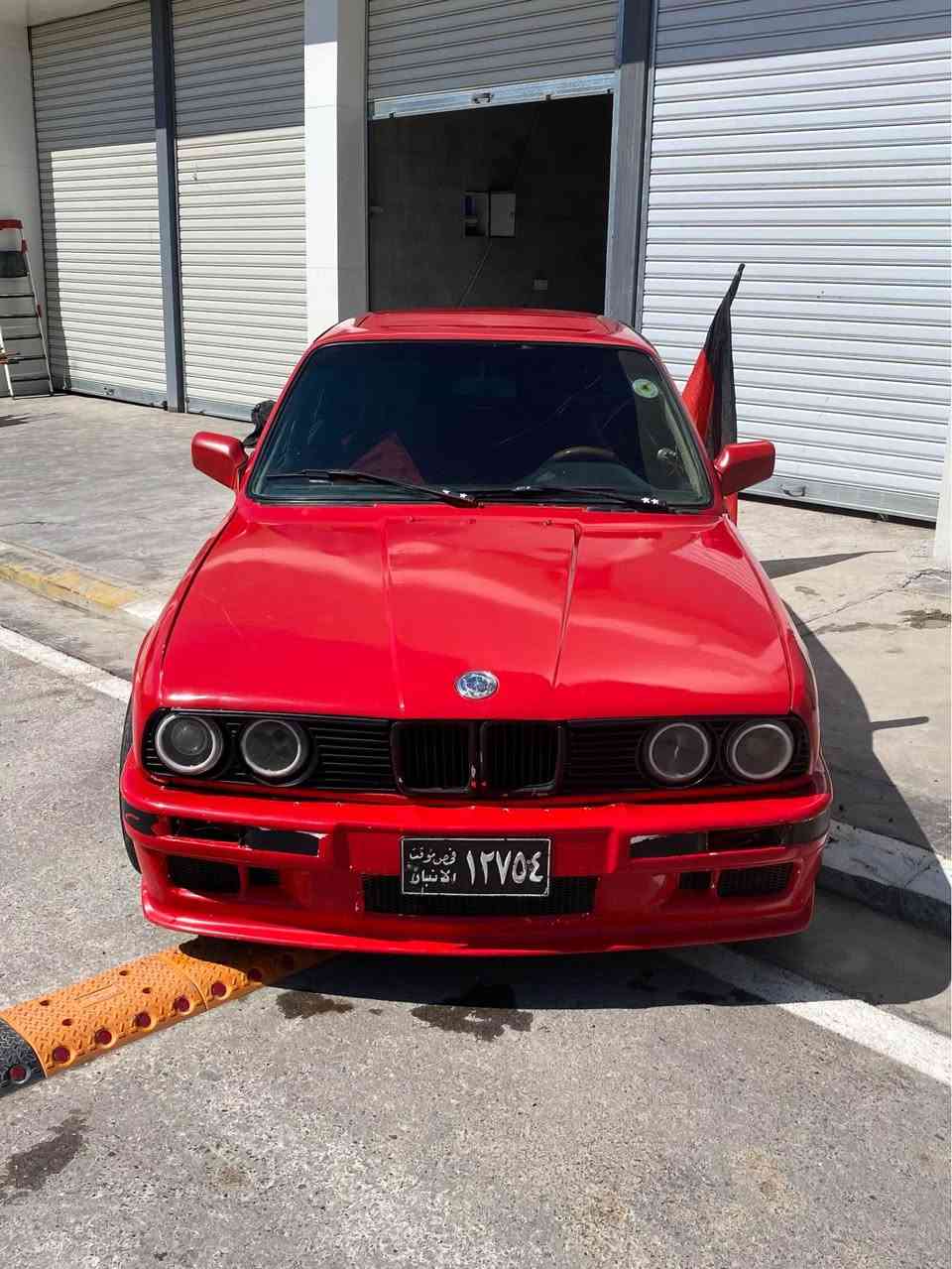 زه عرا مؤديل ١٩٨٨ مه كينه ٥٢٠ي ديجيتال گير و مه كينه و اكسل به شه رت اكسل قفل ته قه و ره قه به شه رت ته نها بؤربه رينيكي سه وتي تيدايه سه ياره كه ماشالله ي ده ويت ئه قلي تازه به رمه جه ي بؤ كراوه سته يگي 1له سه ره بؤ ڤيديؤي سه وت نامه بنيرن وه كاله و سه نه ويه ئه وه لياتي به شه رت له هه وليرم سعري ٢١ وه ره قه و معامله *********** أربيل, العراق
