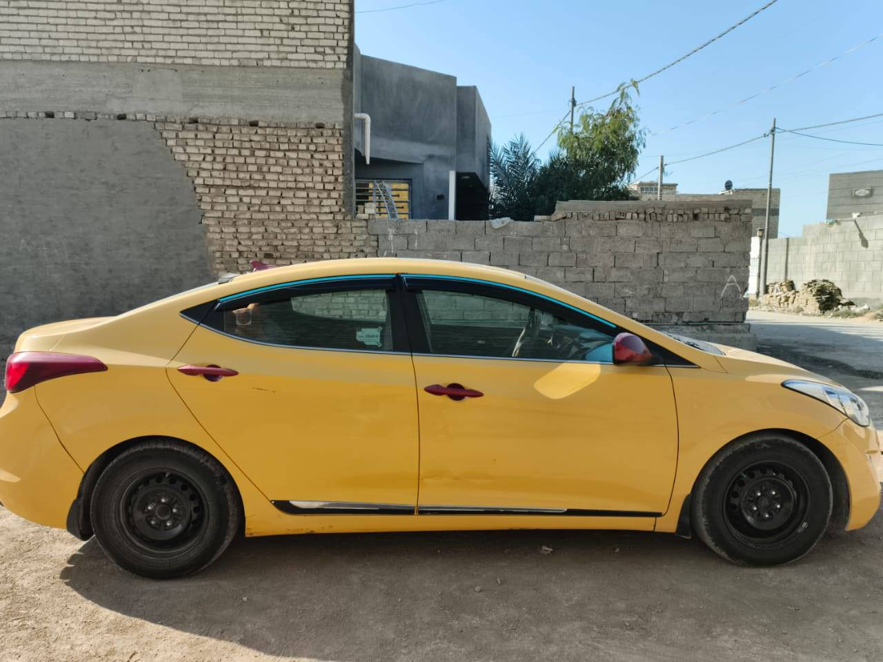 النترا موديل ٢٠١٥ بنوراما رقم بغداد حادثه جاملغ تبدل + بنيد مصلح بدون دواخل حجم المحرك ١٨٠٠  بانزين غاز
***********
