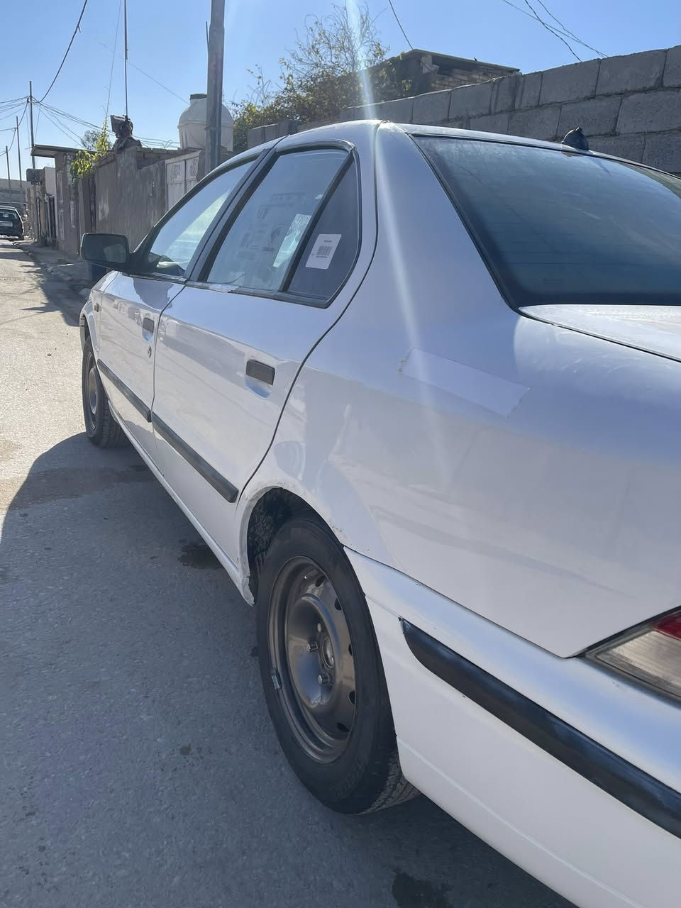 سلام عليكم سمن موديل ١٠بيها رشات قليله رقم مثنى نكليزي مالكها دوانيه السياره جديده مكينه جديد الكير بي عينه وصينه بس حداديه جديده تبريد تخم تاير جديد ٣٩وبيها مجال مكاني الديوانيه للاستفسار اتصل ع رقم ***********
