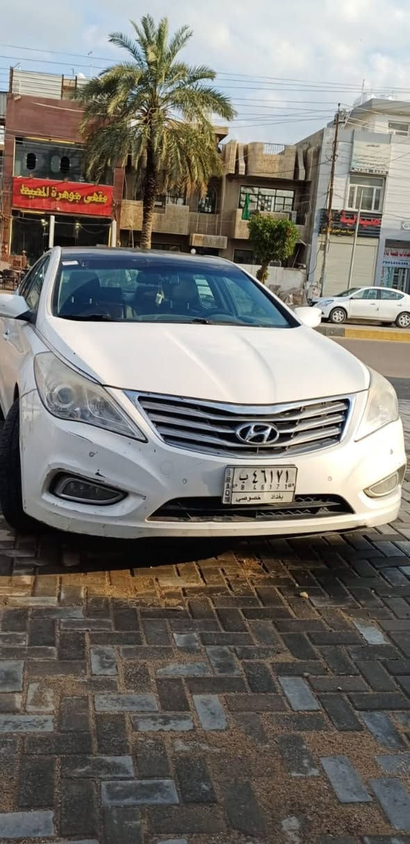 ازيرا خليجي ٢٠١٣ ابيض محرك ٣٠٠٠ ٦سلندر مابيها صبغ ماشيه ١٠٣ الف سعرها ١٣٠٠٠دولار
***********
