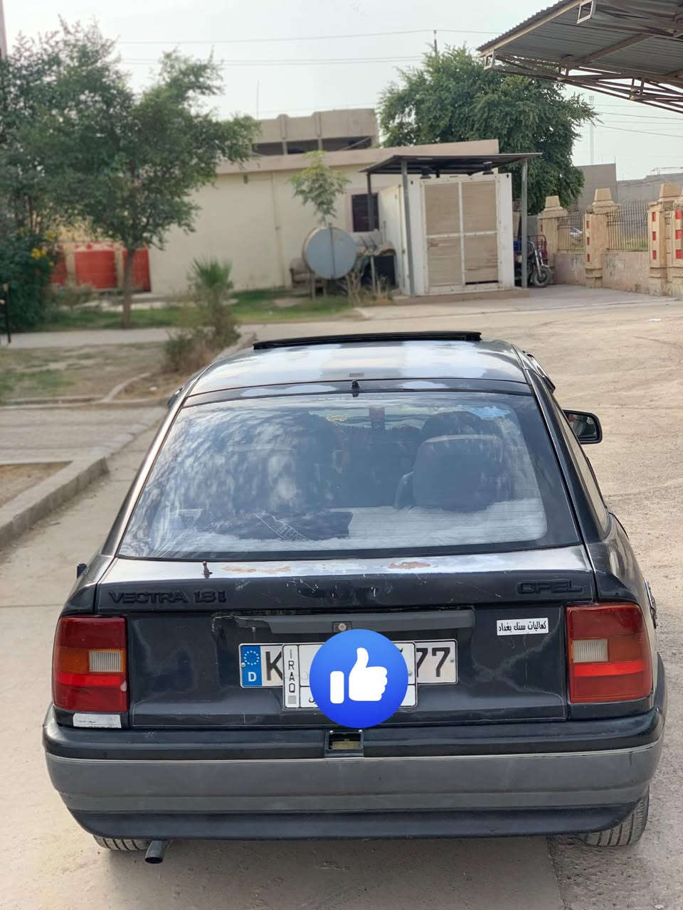 فكتره حجم 18 نضيفه
سنويه عاج منتهي 2021
محرك كير شرط 
سياره نضيفة ما ناقصها شي
السعر 30 وبيها مجال
اتصل [***********]
