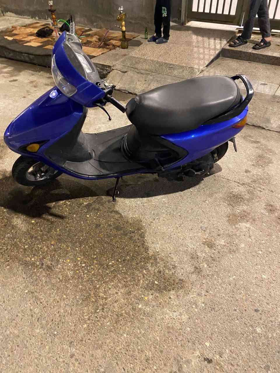 دراجة فراشة للبيع مفتوح دراجة كامله ما نقصها شي كلشي شغال بيها سلف اشاير كلوبات الدراجة كامله  شلعة ومعدل مفول العنوان القبلة سعر 500 وبيها مجال قليل رقم ***********
