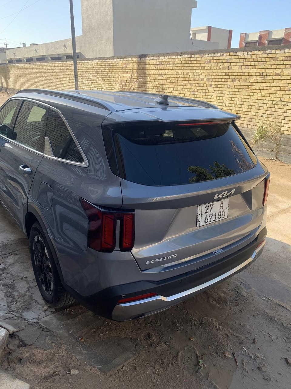 يالله
السلام عليكم سورنتو S 2024 وارد امريكي 

Kia Sorento S 2024 White 2.5L

 محرك 2.5 تنفس طبيعي

                 حجم المكينه : 2.5 

       المسافه المقطوعه :11000 الف كيلو ليس مايل   

                             الضرر : فقط نهايت حافت قبق جنطه سيارة على وضع الشركه 

برغي ما مفتوح بيها 

حتى الجنطه مصلحه ب مكانها بدون فتح براغي قبق جنطه صبغ فقط 

                          الايرباك كول سليم 

مواصفات 

اللون المرغوب smoke

1.شاشه 

2تحديد مسار 

3.بصمه 

4. كشنات جلد

5.ويل كب

6.كشافات

7.تشغيل عن بعد 

8. حساسات خلفي امامي

9.شحن وايرليس

10. رادارت 360

11.بصمة ابواب

12.هند بريك بصمه

14. اوتو هولد 

15. هيترات بالكشنات

16.قطعتين تبريد 

17. لايتات لد 

18.كشنات كهرباء

19. كيجات دجتل 

 ملاحضه صور حادث امريكا مروفوق مع صور 

 

22. نظام صعود 

23.بصمات عدد ١

فول مواصفات  جاهزه مرقم ذي قار

السعر : 280$ 

تفاصيل اكثر هذا رقمي ***********

اسيا ***********

تحياتي 

مكاني ناصريه شطره
