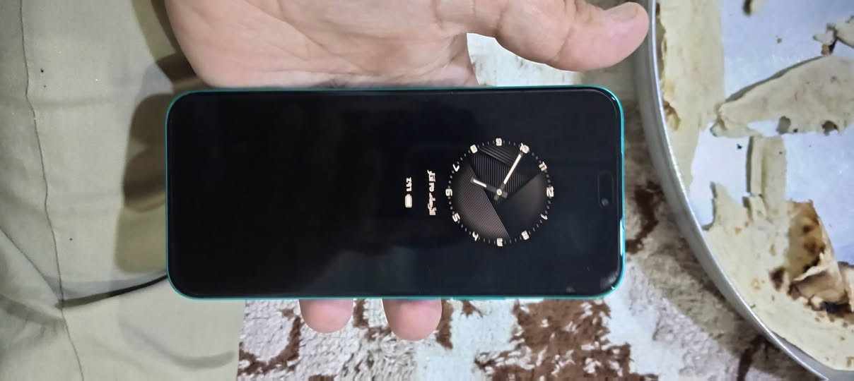 السلام عليكم هونرx8c مستخدم قليل  ذاكره 256 رام 16 ضهر جلد غراضة كاملة السعر 200 بي مجال ***********
